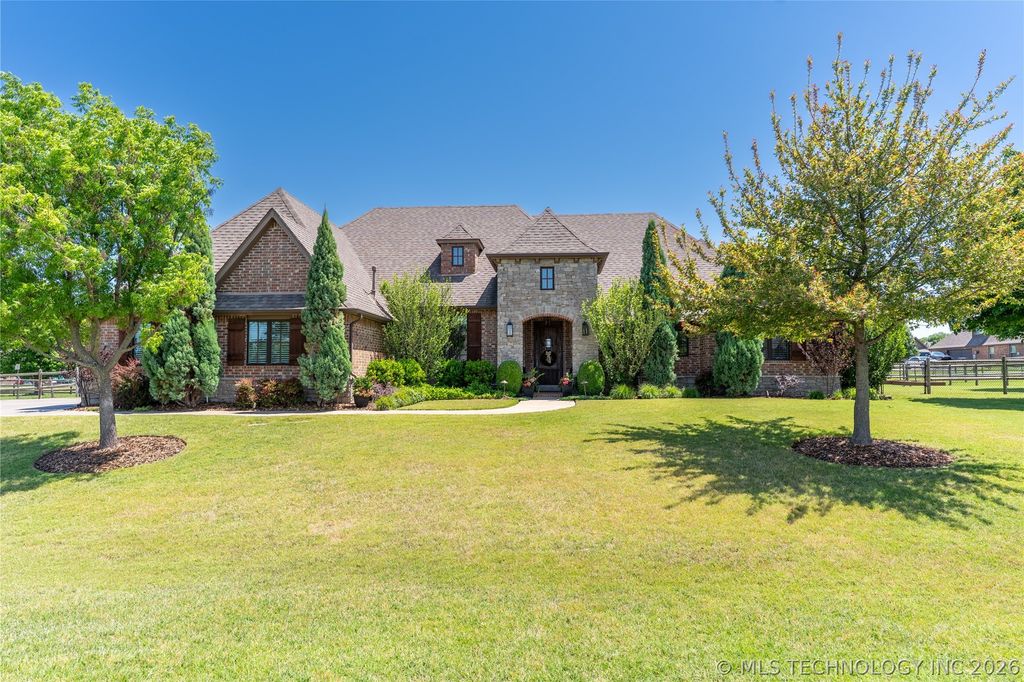 6957 N 195th East Avenue, Owasso, OK 74055
