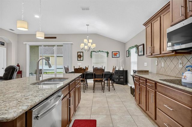 20 Arrowhead, Palm Coast, FL 32137