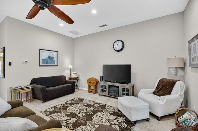 20 Arrowhead, Palm Coast, FL 32137