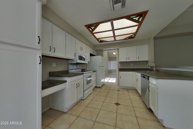 5214 E FOUNTAIN Street, Mesa, AZ 85205