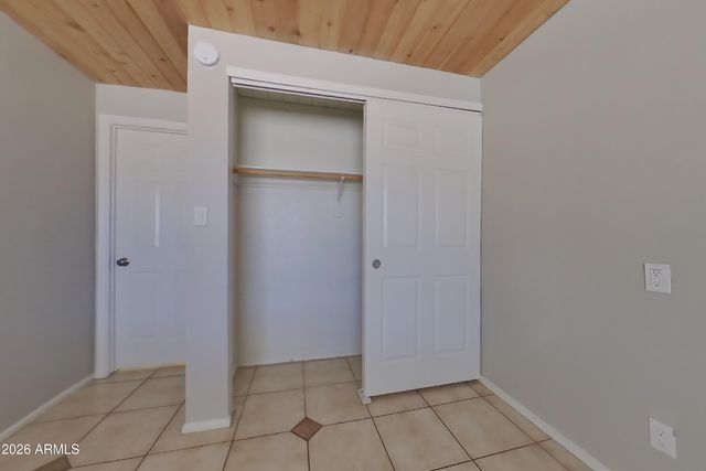 5214 E FOUNTAIN Street, Mesa, AZ 85205
