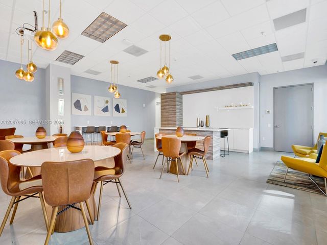 1200 Brickell Bay Drive 4019, Miami, FL 33131