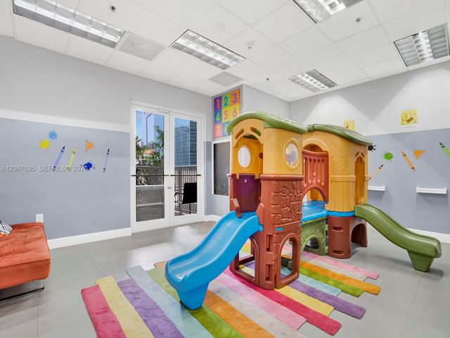 1200 Brickell Bay Drive 4019, Miami, FL 33131