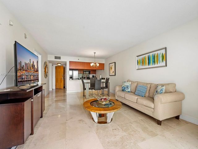 1200 Brickell Bay Drive 4019, Miami, FL 33131