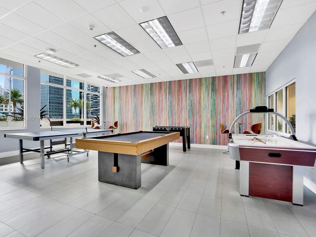 1200 Brickell Bay Drive 4019, Miami, FL 33131