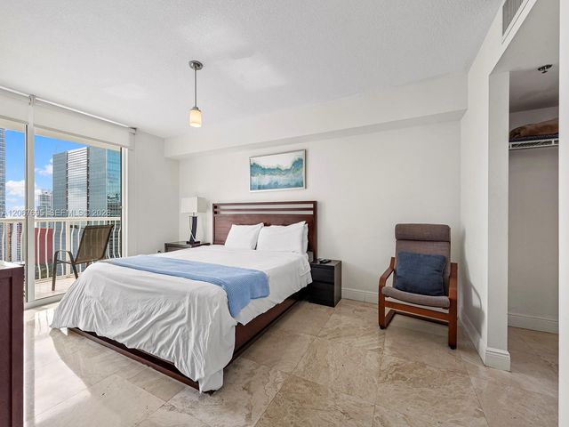 1200 Brickell Bay Drive 4019, Miami, FL 33131