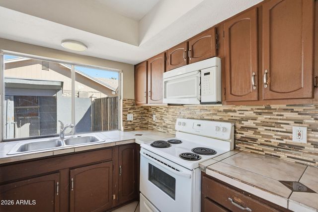 4634 N 77TH Drive, Phoenix, AZ 85033