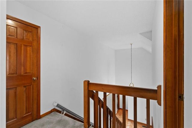 9529 W 116th Terrace, Overland Park, KS 66210