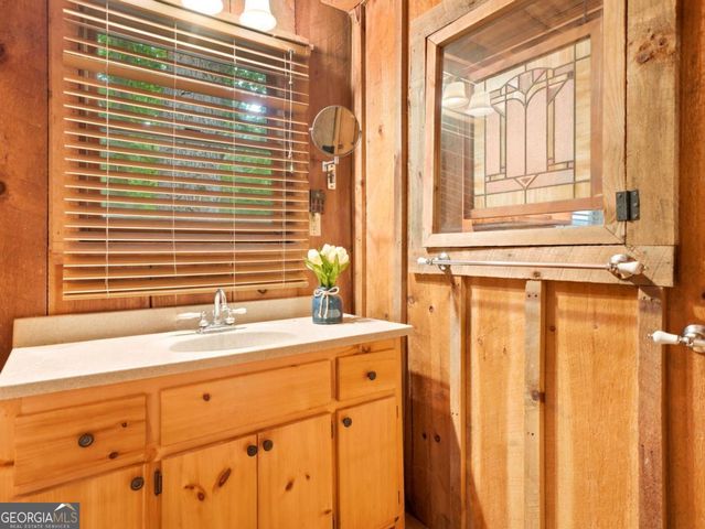 167 Mangums Trail, Blue Ridge, GA 30513