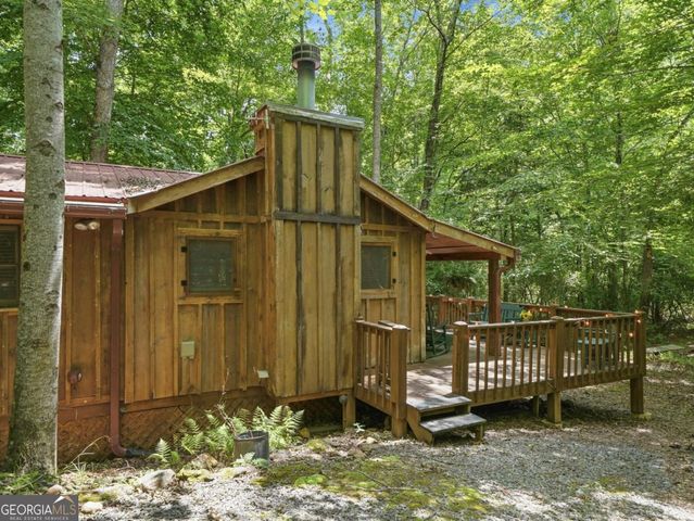167 Mangums Trail, Blue Ridge, GA 30513