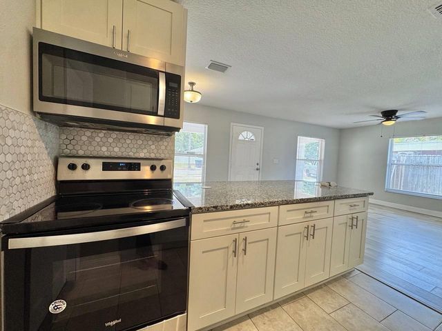 3212 E EMMA STREET, Tampa, FL 33610