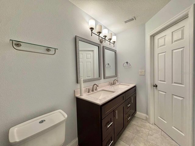 3212 E EMMA STREET, Tampa, FL 33610