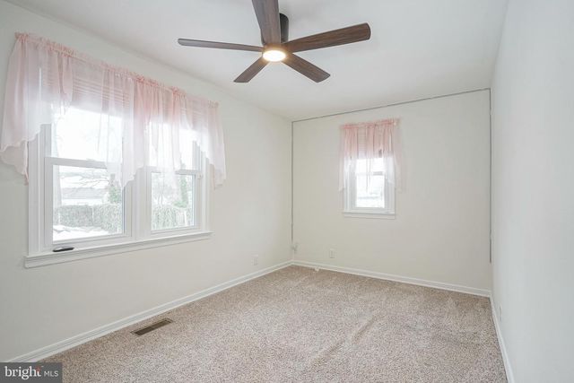 20 E LANDING RD, Blackwood, NJ 08012