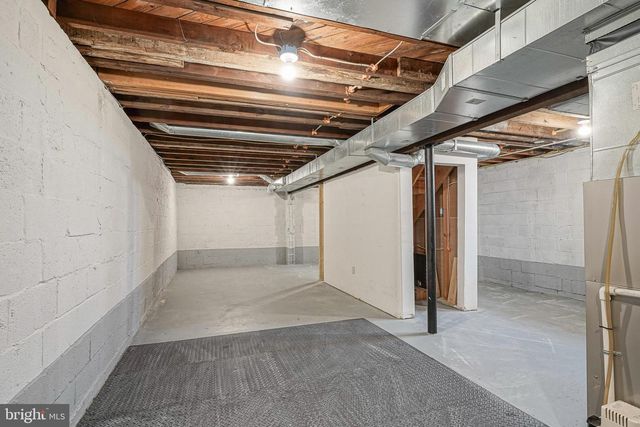 20 E LANDING RD, Blackwood, NJ 08012