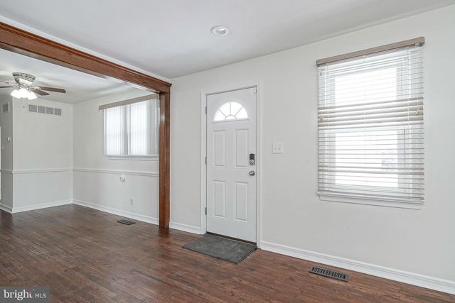 20 E LANDING RD, Blackwood, NJ 08012