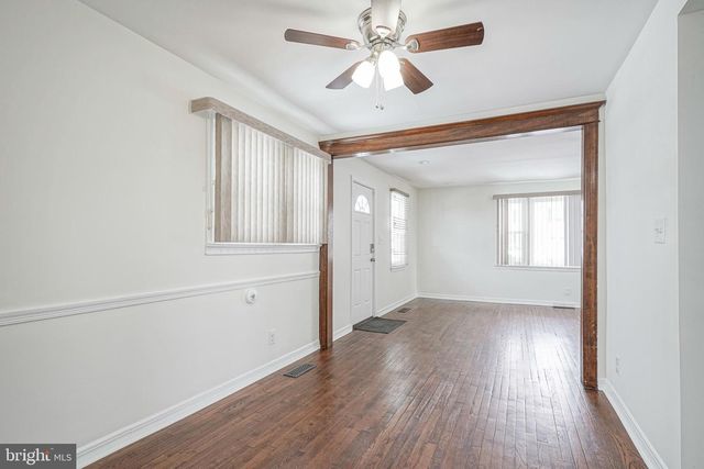 20 E LANDING RD, Blackwood, NJ 08012