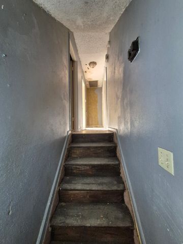 1302 N Bailey Street, Mexia, TX 76667