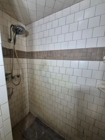 1302 N Bailey Street, Mexia, TX 76667