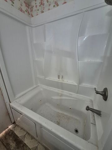 1302 N Bailey Street, Mexia, TX 76667