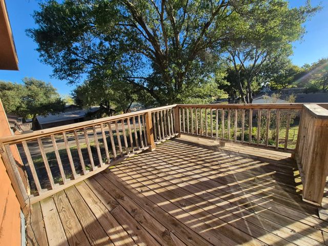 1302 N Bailey Street, Mexia, TX 76667