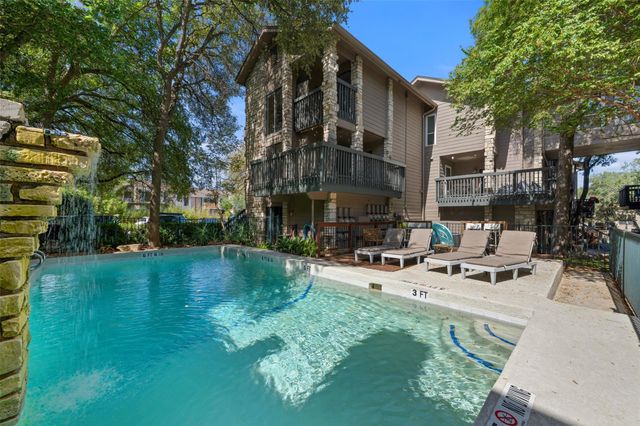 3627 Menchaca RD 105, Austin, TX 78704