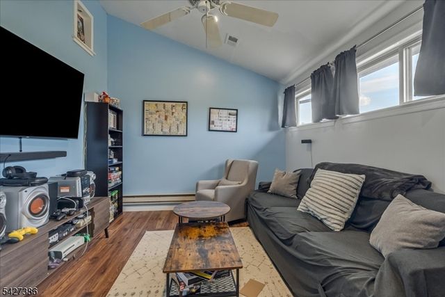 48 Buchanon Ct, West Orange Twp., NJ 07052
