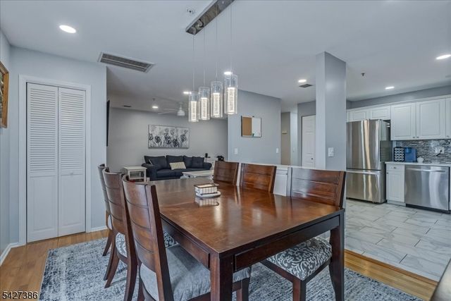 48 Buchanon Ct, West Orange Twp., NJ 07052