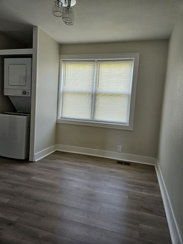 140 Shivel Dr, Hendersonville, TN 37075