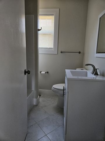 140 Shivel Dr, Hendersonville, TN 37075