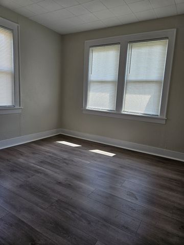 140 Shivel Dr, Hendersonville, TN 37075