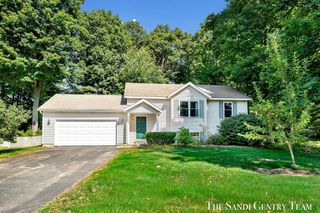 15353 Lincoln Street, Grand Haven, MI 49417