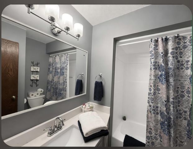 8526 253rd Street, Forest Lake, MN 55025