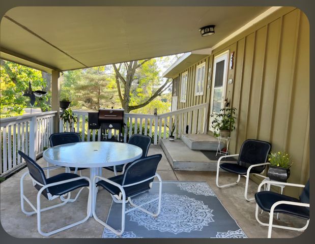 8526 253rd Street, Forest Lake, MN 55025