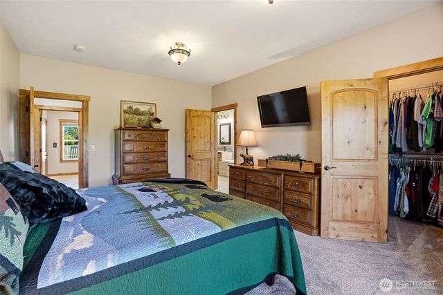 4101 N Ashton Rd, Otis Orchards, WA 99027