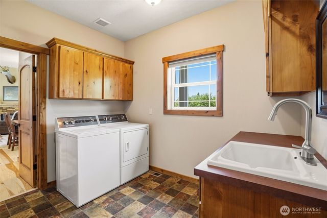 4101 N Ashton Rd, Otis Orchards, WA 99027