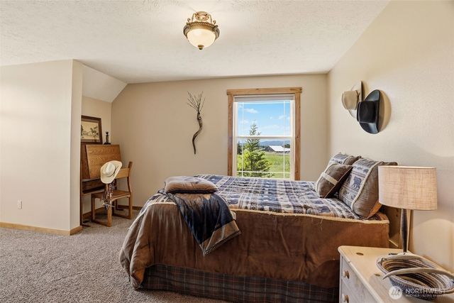4101 N Ashton Rd, Otis Orchards, WA 99027