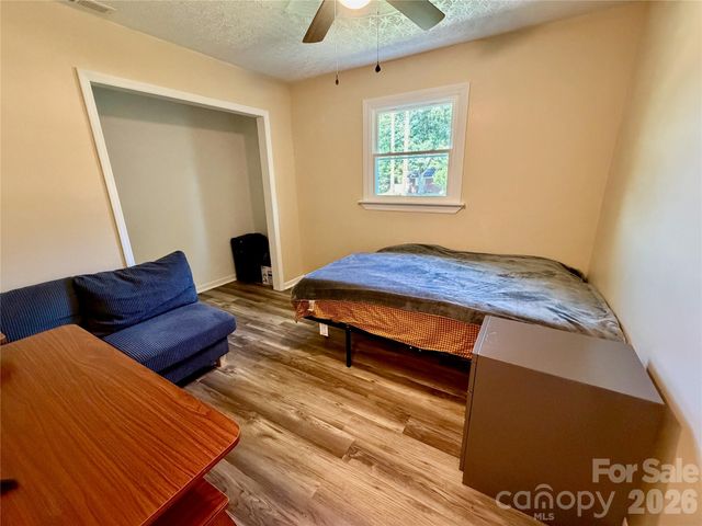 363 Don Mcginnis Road, Lincolnton, NC 28092