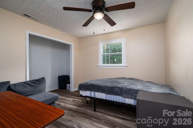 363 Don Mcginnis Road, Lincolnton, NC 28092