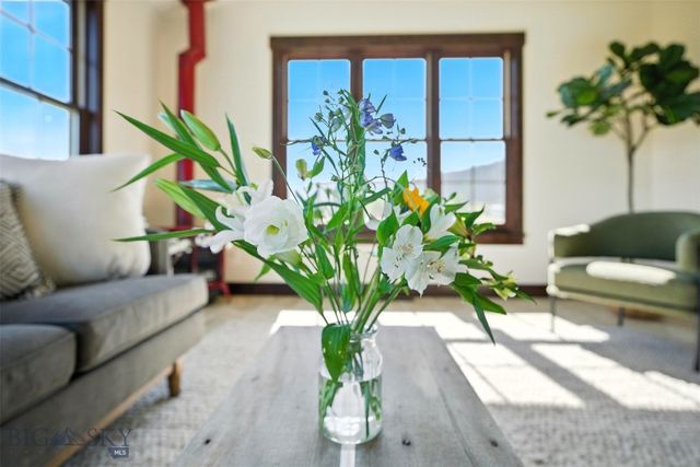 65 Hyalite Ranch Lane, Bozeman, MT 59718