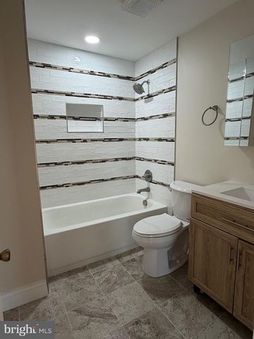 211 HARVARD AVE, Collingswood, NJ 08108