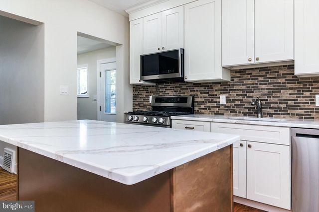 211 HARVARD AVE, Collingswood, NJ 08108