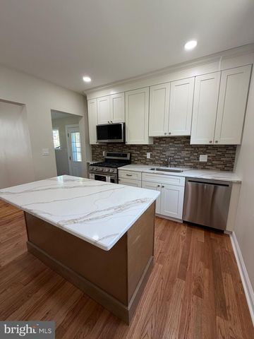 211 HARVARD AVE, Collingswood, NJ 08108