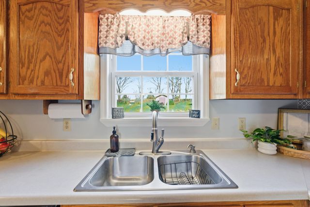 122 Raven Drive, Berea, KY 40403
