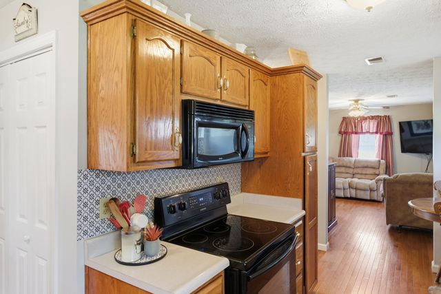 122 Raven Drive, Berea, KY 40403