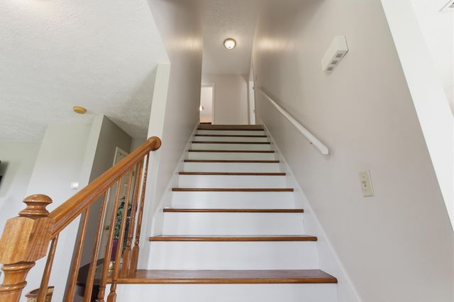 122 Raven Drive, Berea, KY 40403