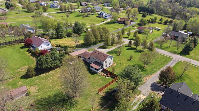 122 Raven Drive, Berea, KY 40403
