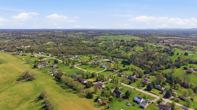 122 Raven Drive, Berea, KY 40403