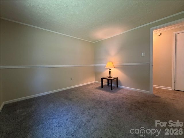 617 Oakwood Lane, Gastonia, NC 28056