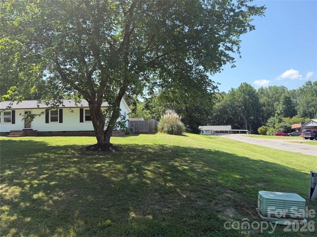 617 Oakwood Lane, Gastonia, NC 28056