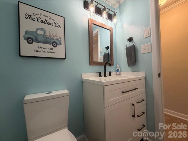 617 Oakwood Lane, Gastonia, NC 28056
